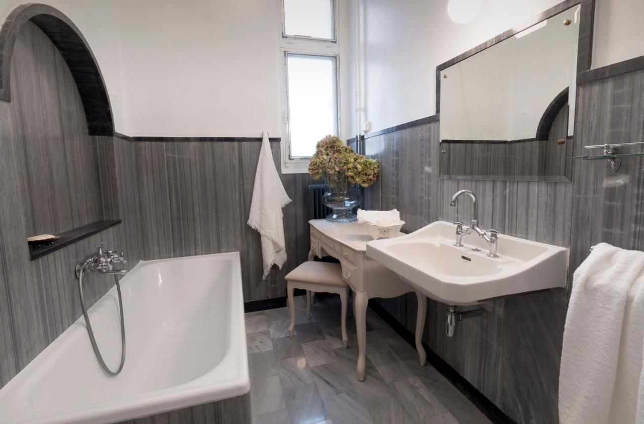 Kolonaki "Centrale" Luxury Apartment Athens Ngoại thất bức ảnh